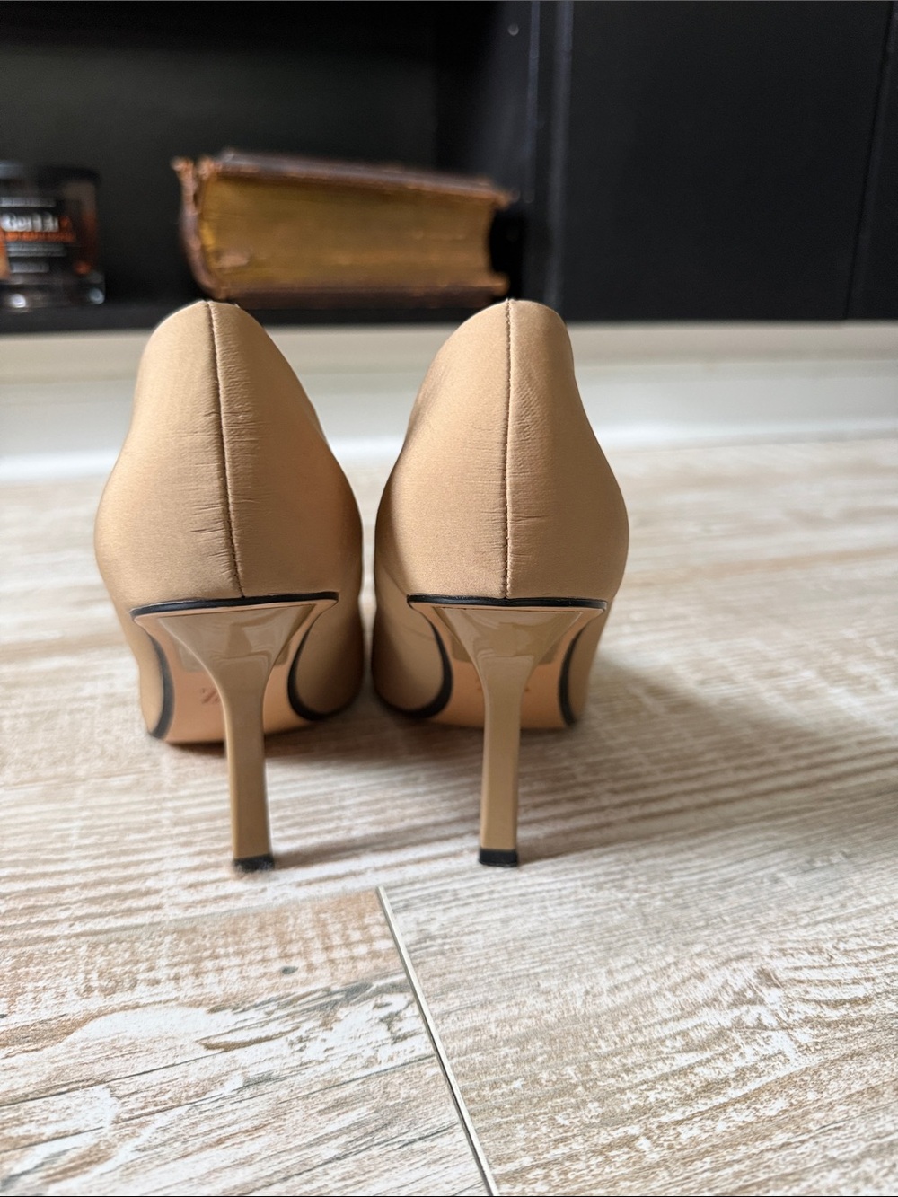 ZARA Beige Pointed-Toe Pumps - Picture 3 of 3